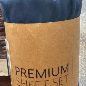 Home Collections Luxury Ultra Soft Sheet Set NWT